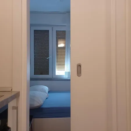 شقة Penny